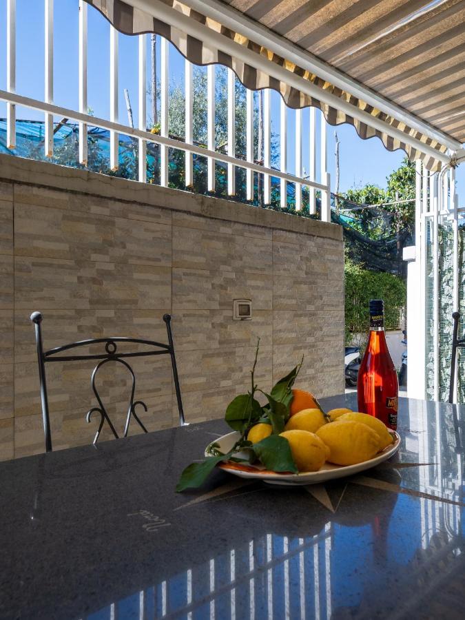 La Dolce Vita Relax - Cozy Apt In Sorrento Apartman Kültér fotó