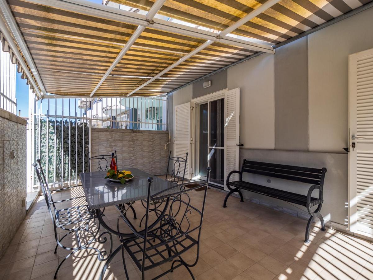 La Dolce Vita Relax - Cozy Apt In Sorrento Apartman Kültér fotó